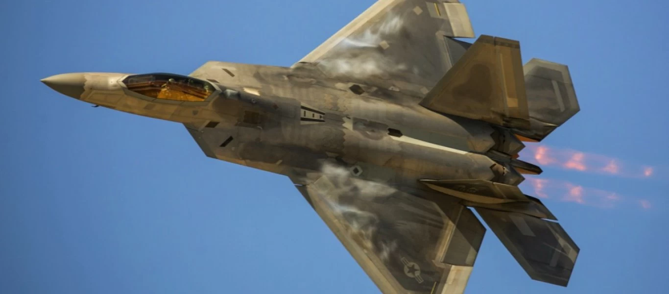 Αυτός είναι ο λόγος που οι ΗΠΑ έχουν απαγορεύσει με νόμο την εξαγωγή του F-22